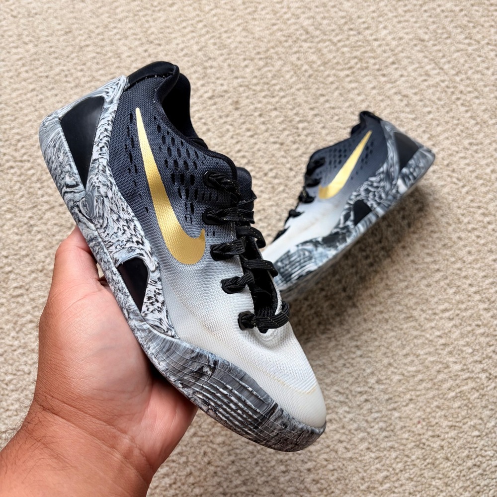 Nike Kobe 9 Protro Mamba Mentality Gigi Black White Gold Womens 5.5